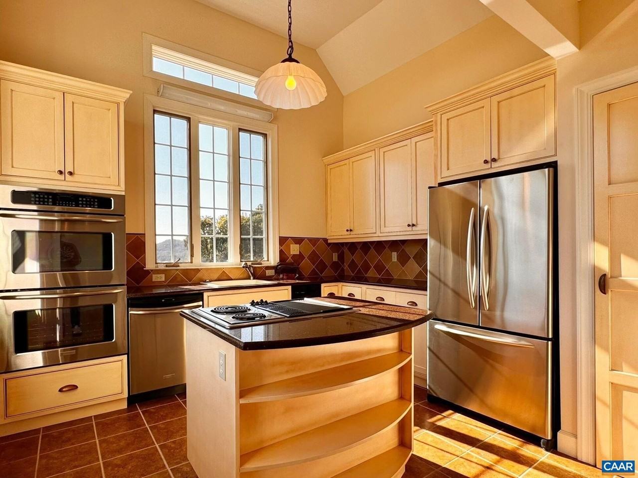 3834 Thomas Dairy Ln - Photo 4 of 50