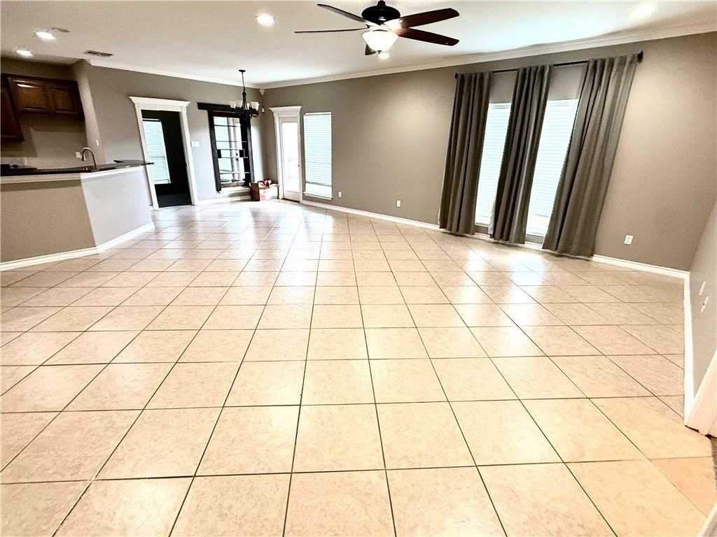 3106 Quail Creek Dr - Photo 4 of 22