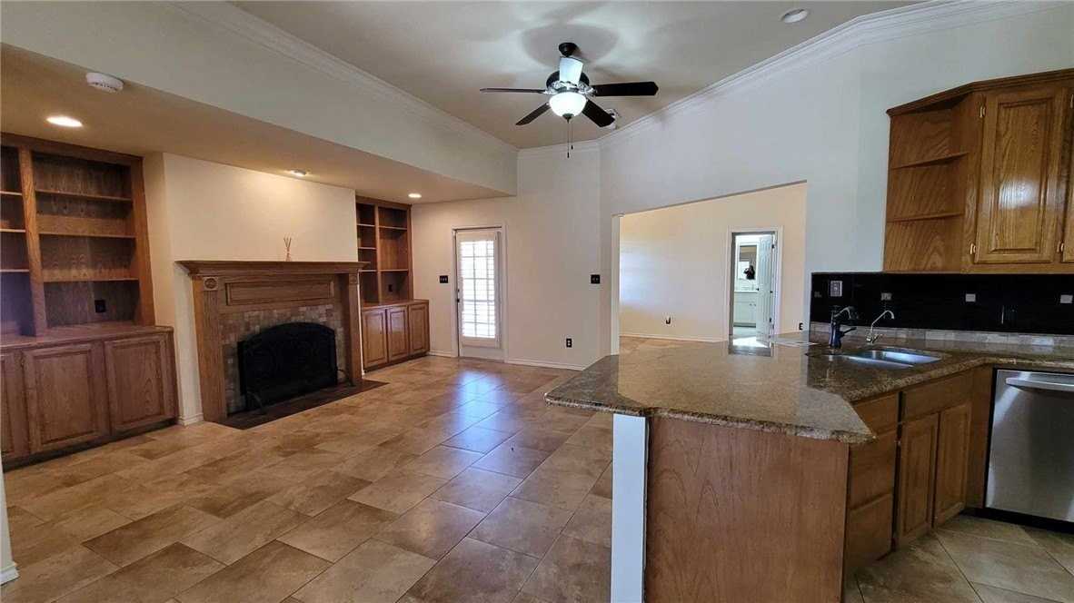 6401 Calais Street - Photo 6 of 23