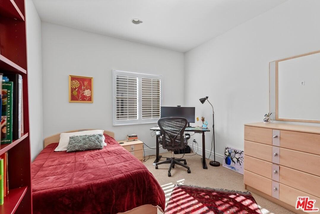 1619 Artesia Blvd Unit D #D - Photo 7 of 29