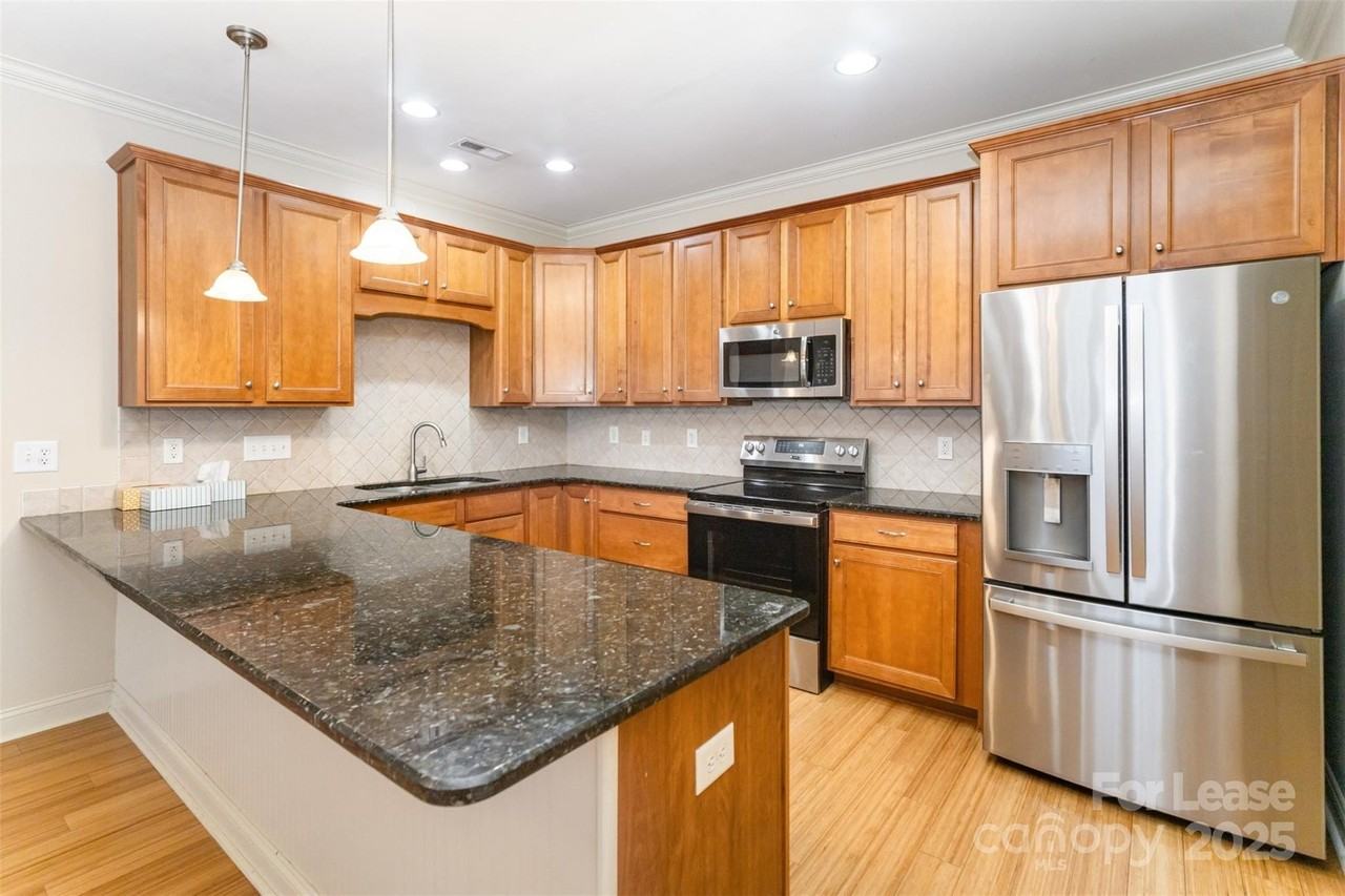 286 Liverpool Road - Photo 3 of 36