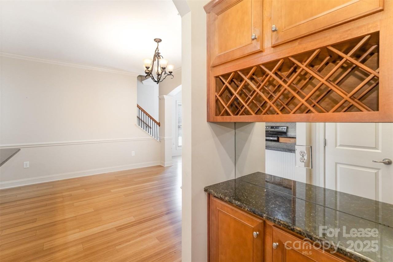 286 Liverpool Road - Photo 4 of 36