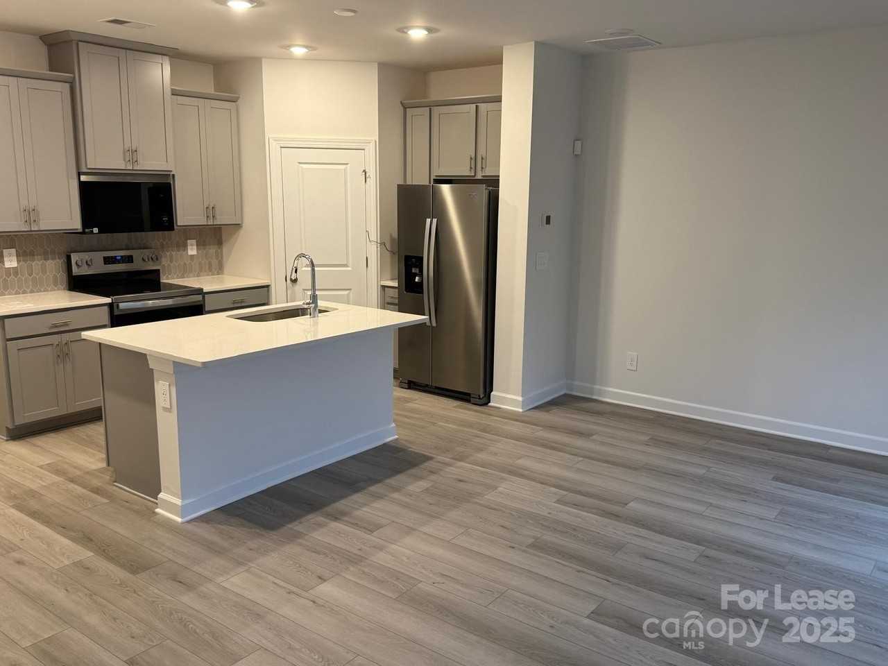 4113 Summit Woods Dr - Photo 5 of 20