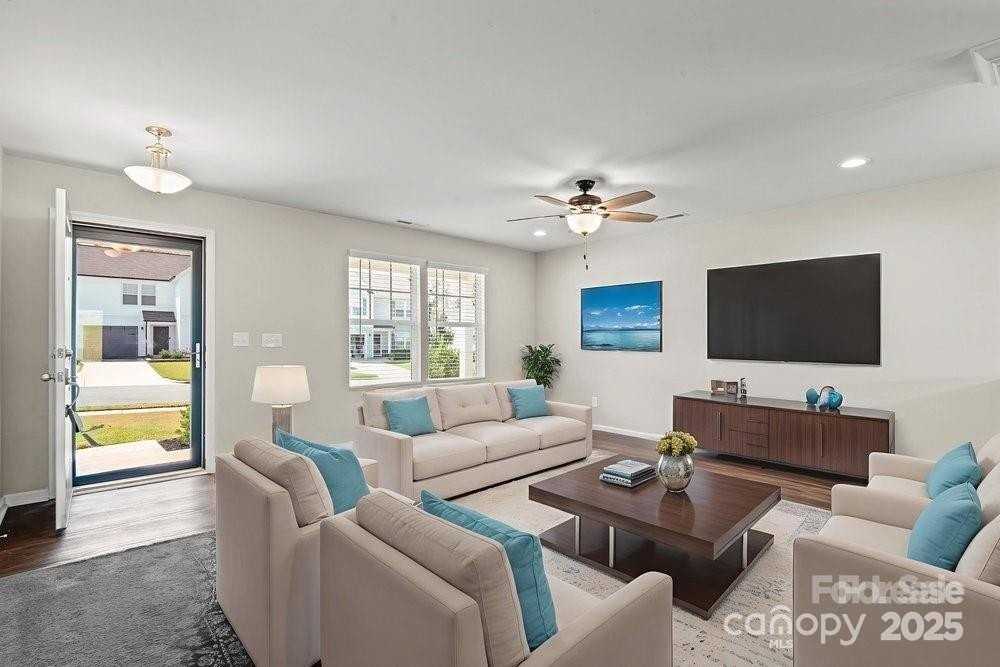 134 Clove Hitch Dr - Photo 4 of 26