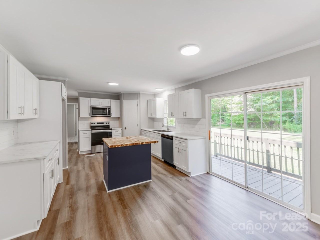 1219 Foxlaire Drive - Photo 7 of 30