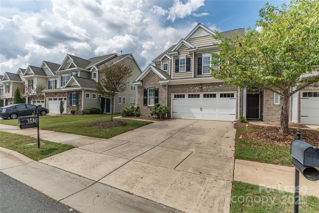 5470 Allison Lane - Photo 6 of 41