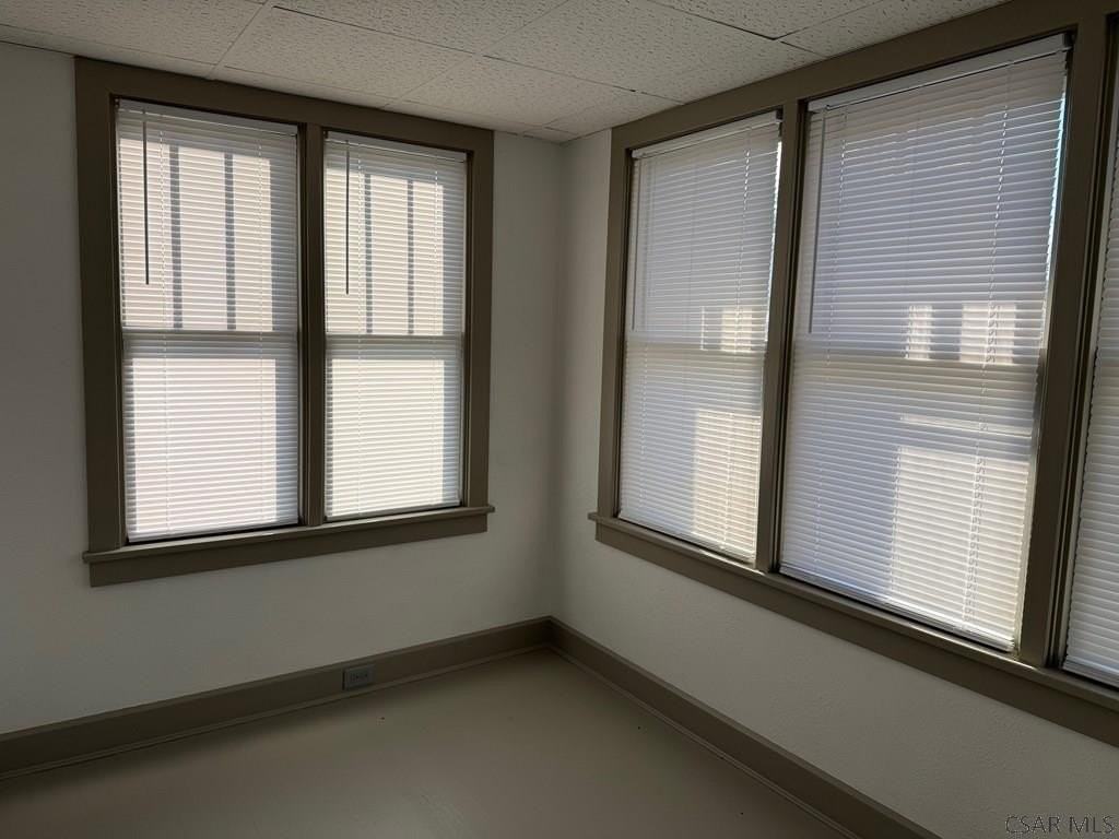 1727R Scalp Ave - Photo 7 of 26