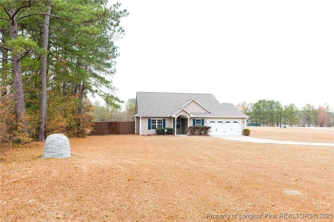 3192 Braddy Rd - Photo 2 of 20