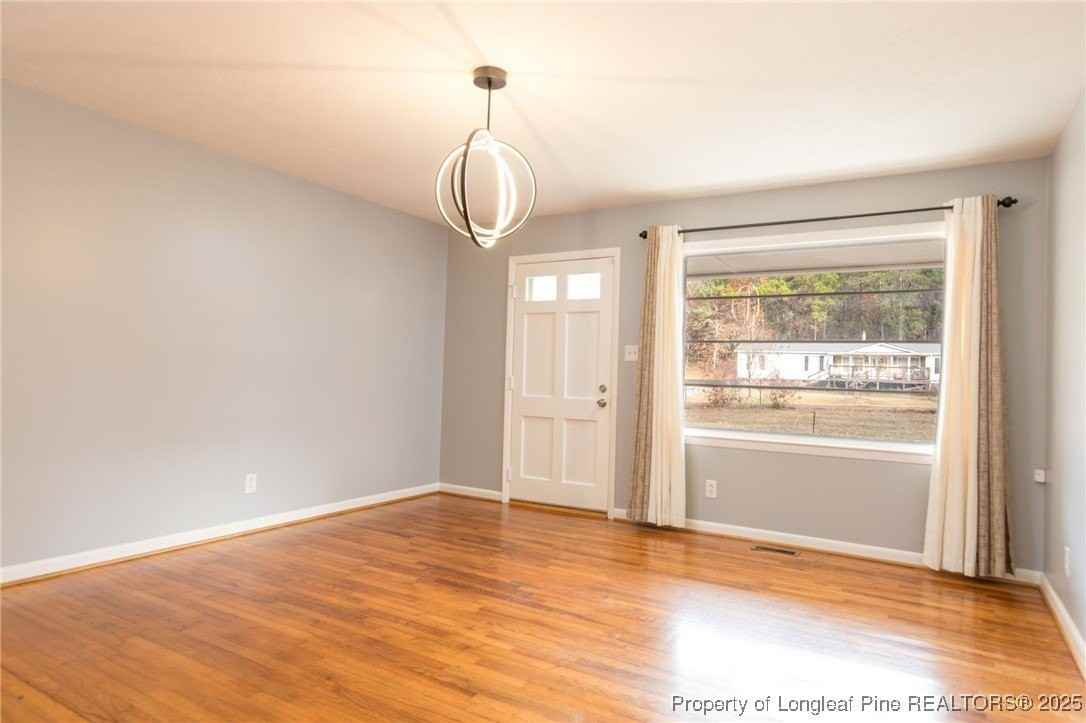 3858 Red Oak Dr - Photo 4 of 14