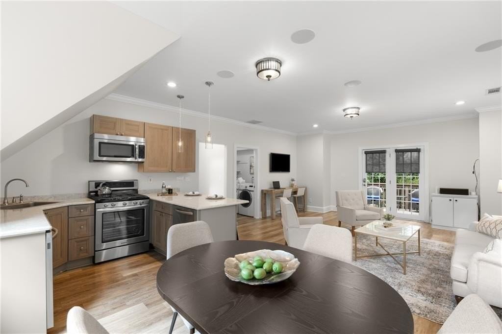 1531 North Morningside Drive Northeast - Photo 3 of 12