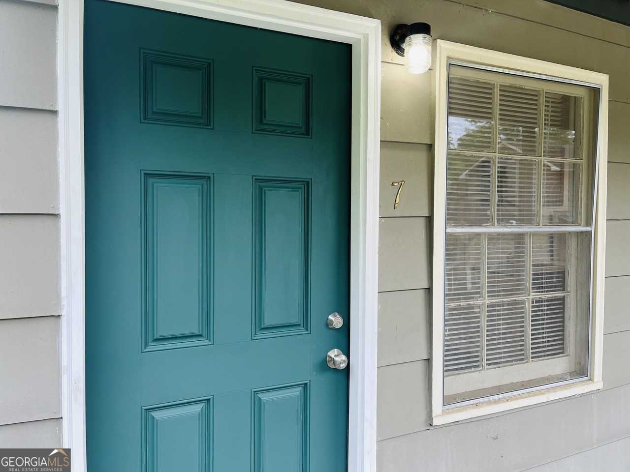 601 West Haralson Street #7 - Photo 2 of 11