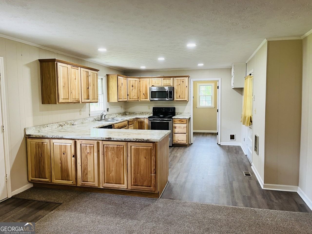 341 Sanders-Davis Road - Photo 7 of 28