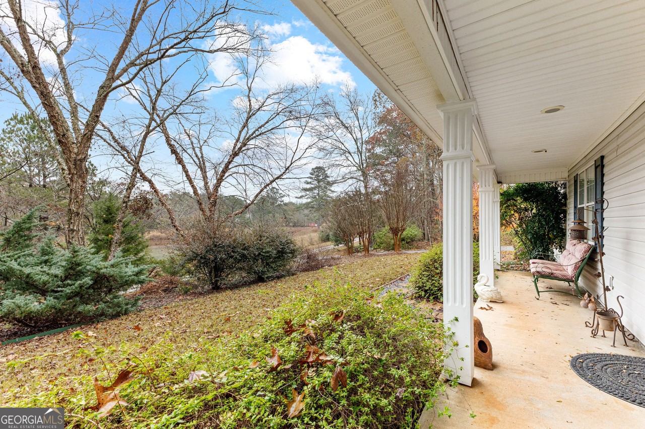 3957 Tommy Lee Cook Rd - Photo 5 of 38