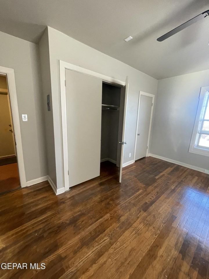 705 N Saint Vrain St Apt 9 #9 - Photo 2 of 7