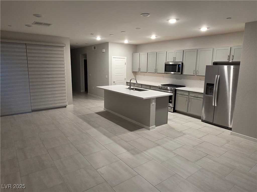 11299 Glowing Ave #102 - Photo 7 of 30