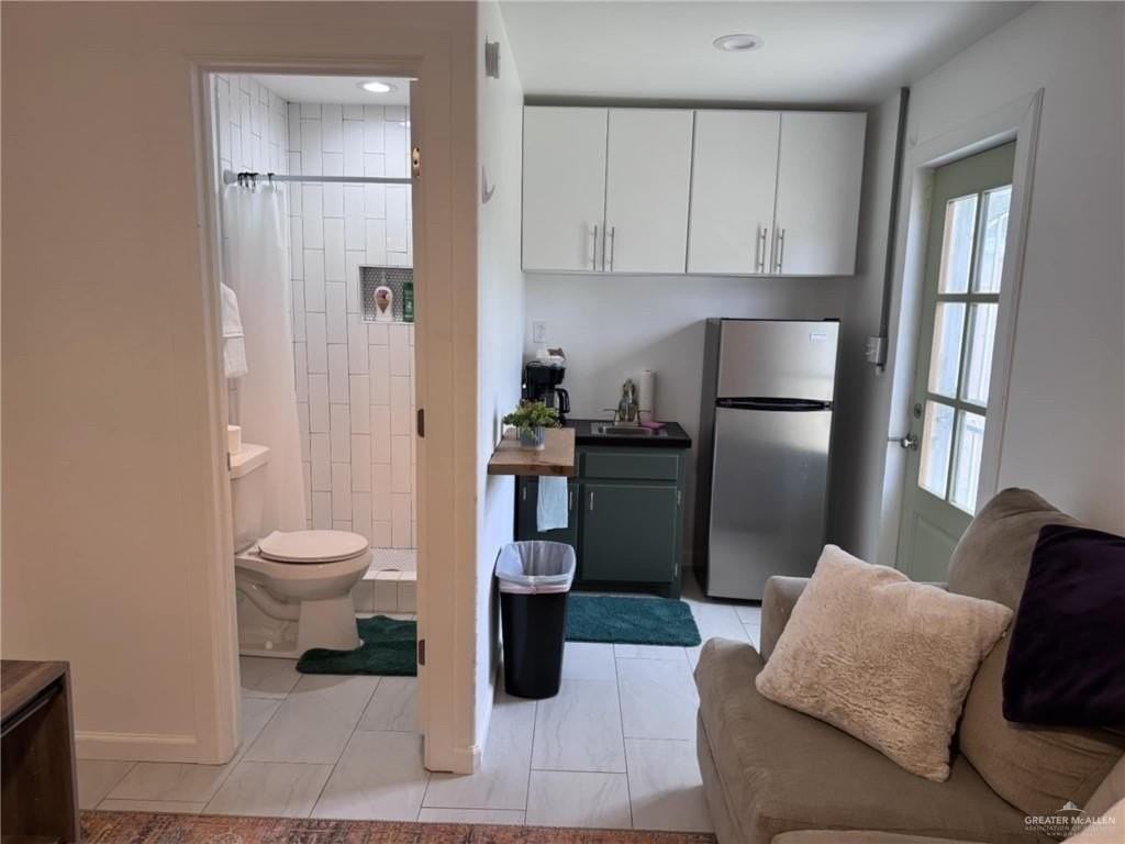 1220 South 8th Avenue - Photo 7 of 10