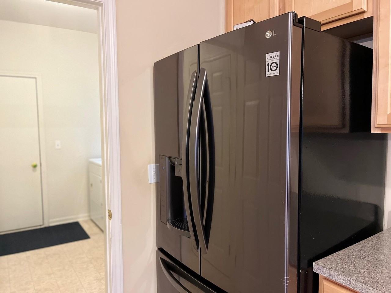 6057 Quebec Ave - Photo 5 of 22