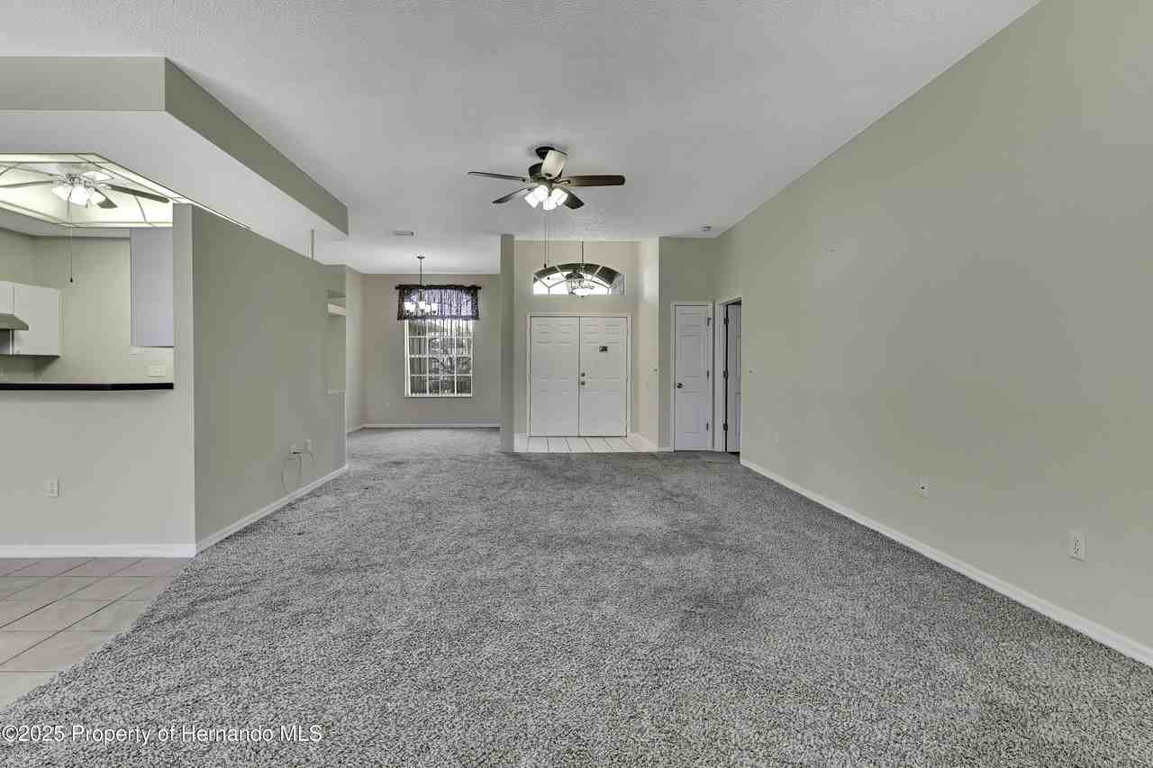 8019 Timberlake Ave - Photo 6 of 36