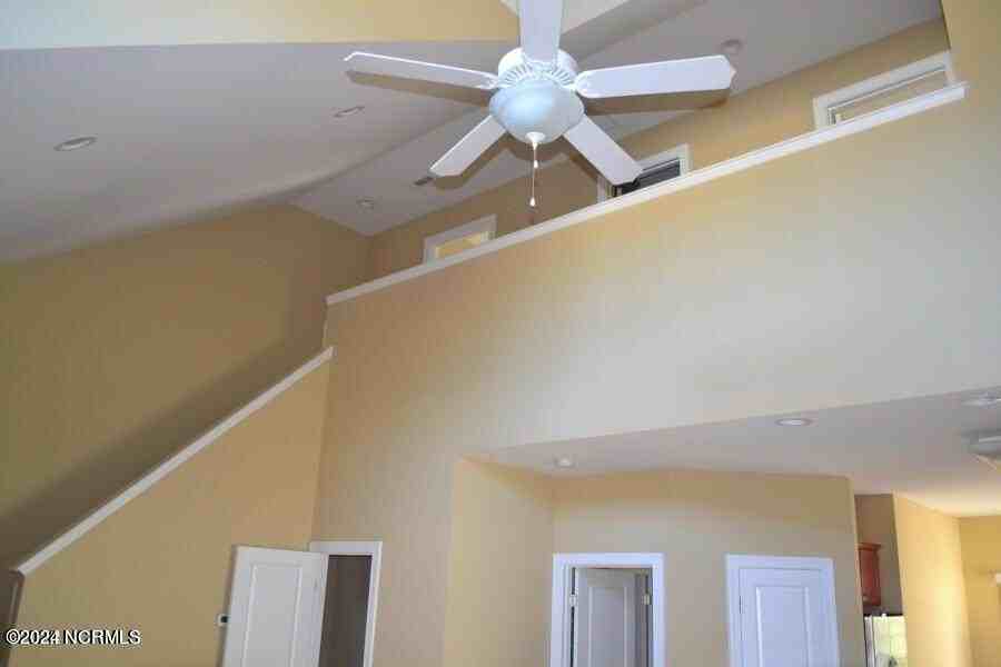 128 Cypress Cir - Photo 5 of 10