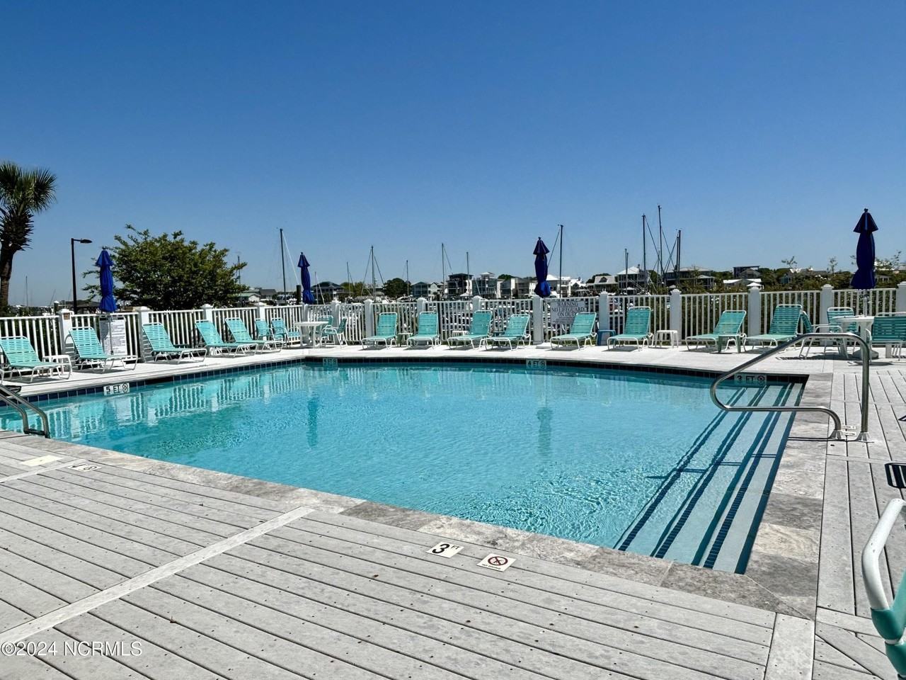 211 Silver Sloop Way - Photo 4 of 21