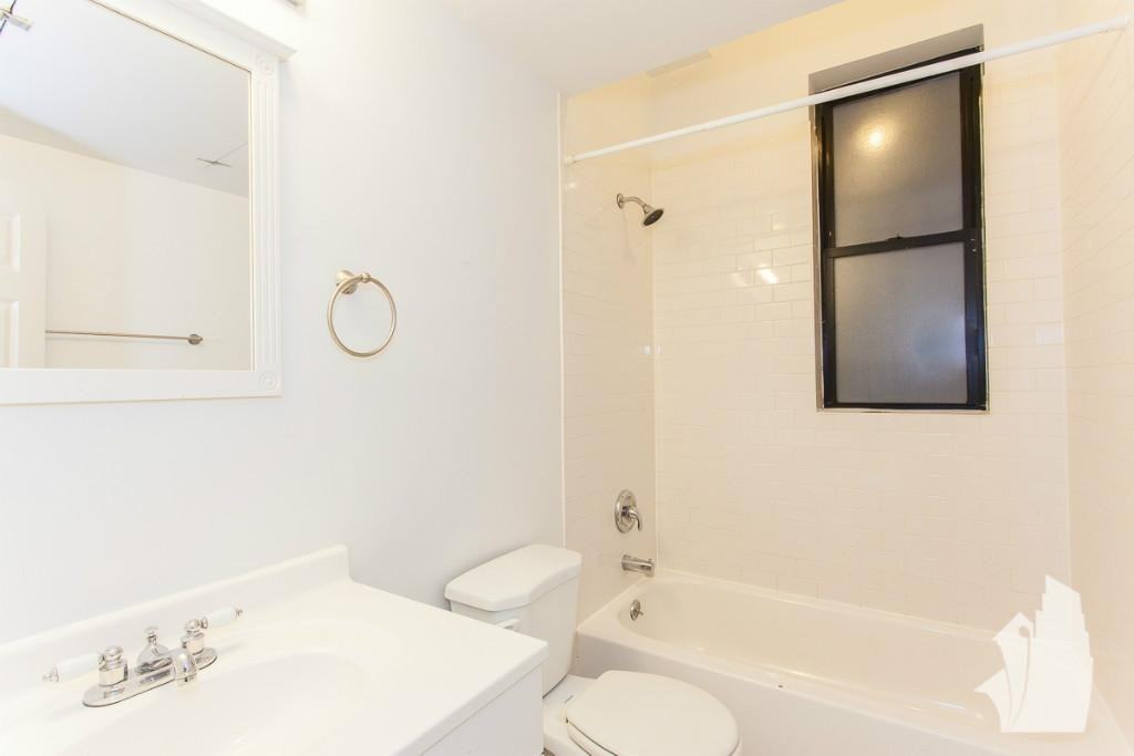 W Concord Pl #1 - Photo 7 of 8