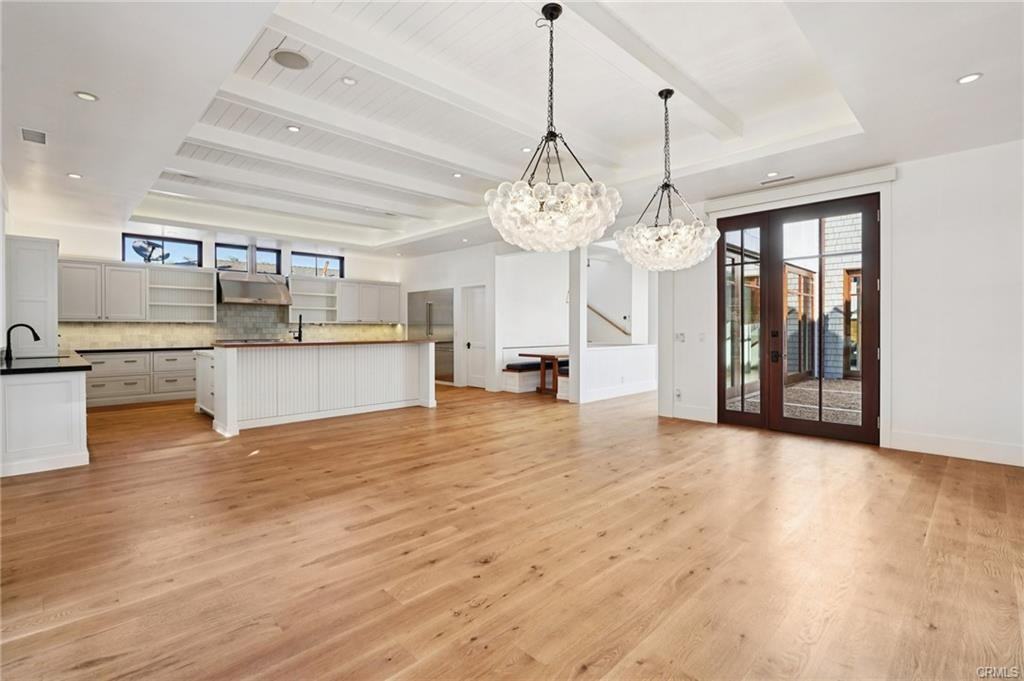 2119 Power St - Photo 2 of 8