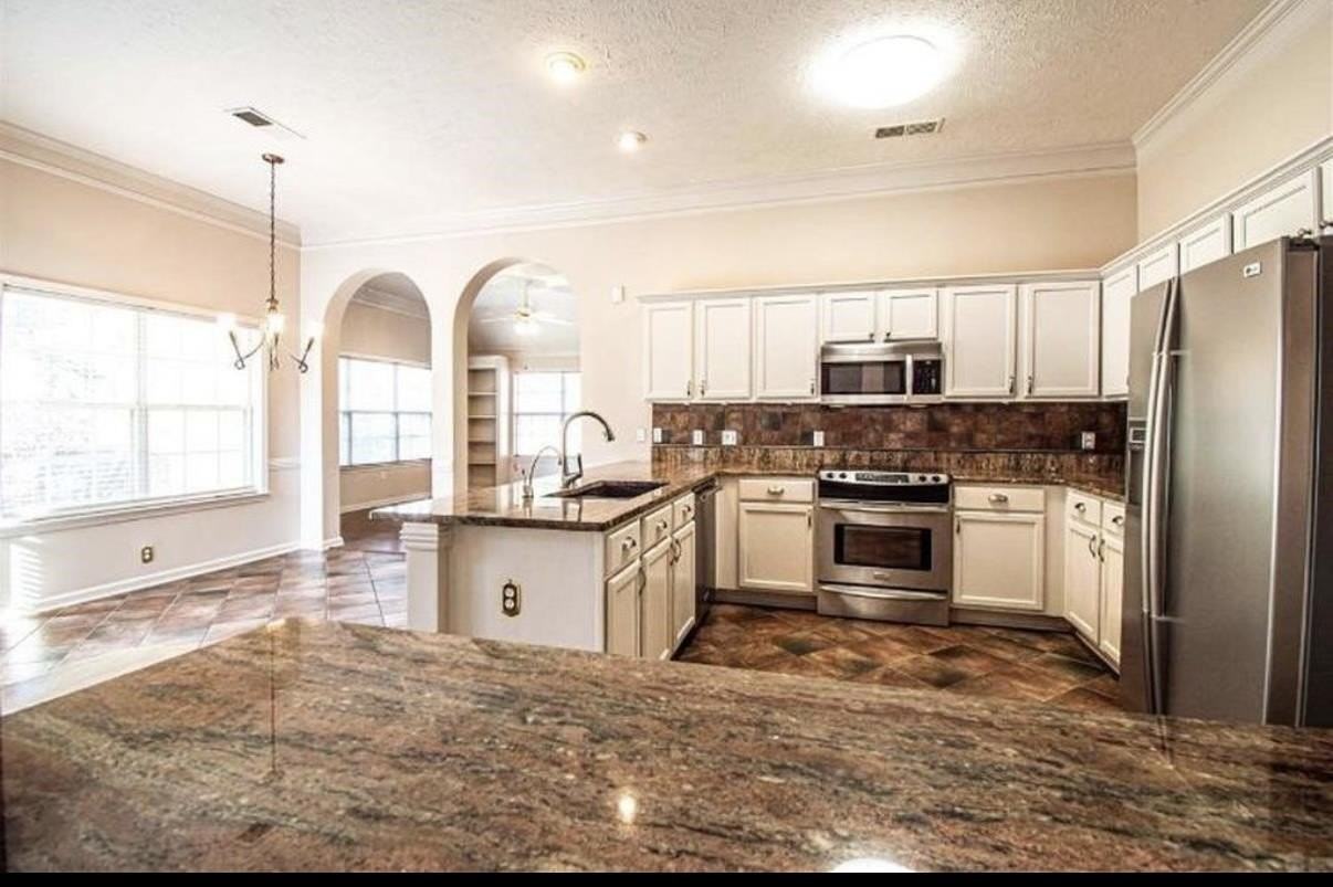 126 Cottonwood Drive - Photo 4 of 22