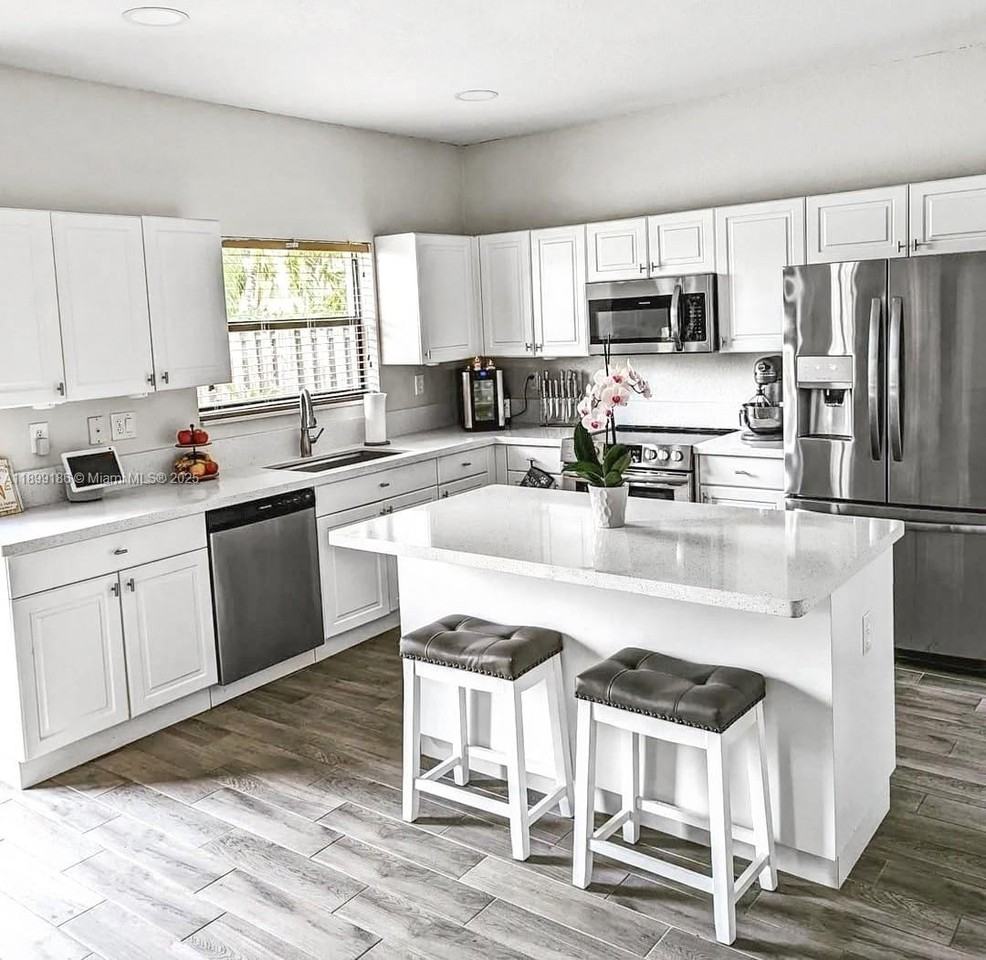 11239 Sw 243rd Ter - Photo 5 of 8