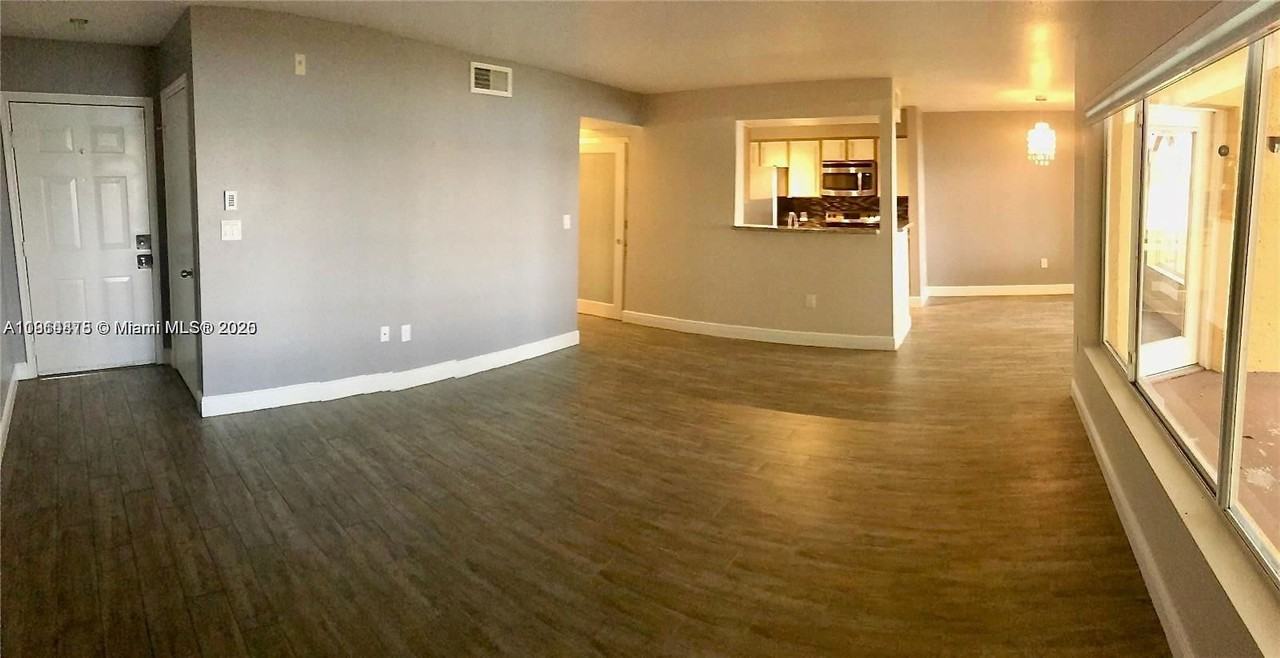 2445 Nw 33rd St #1404 - Photo 2 of 8