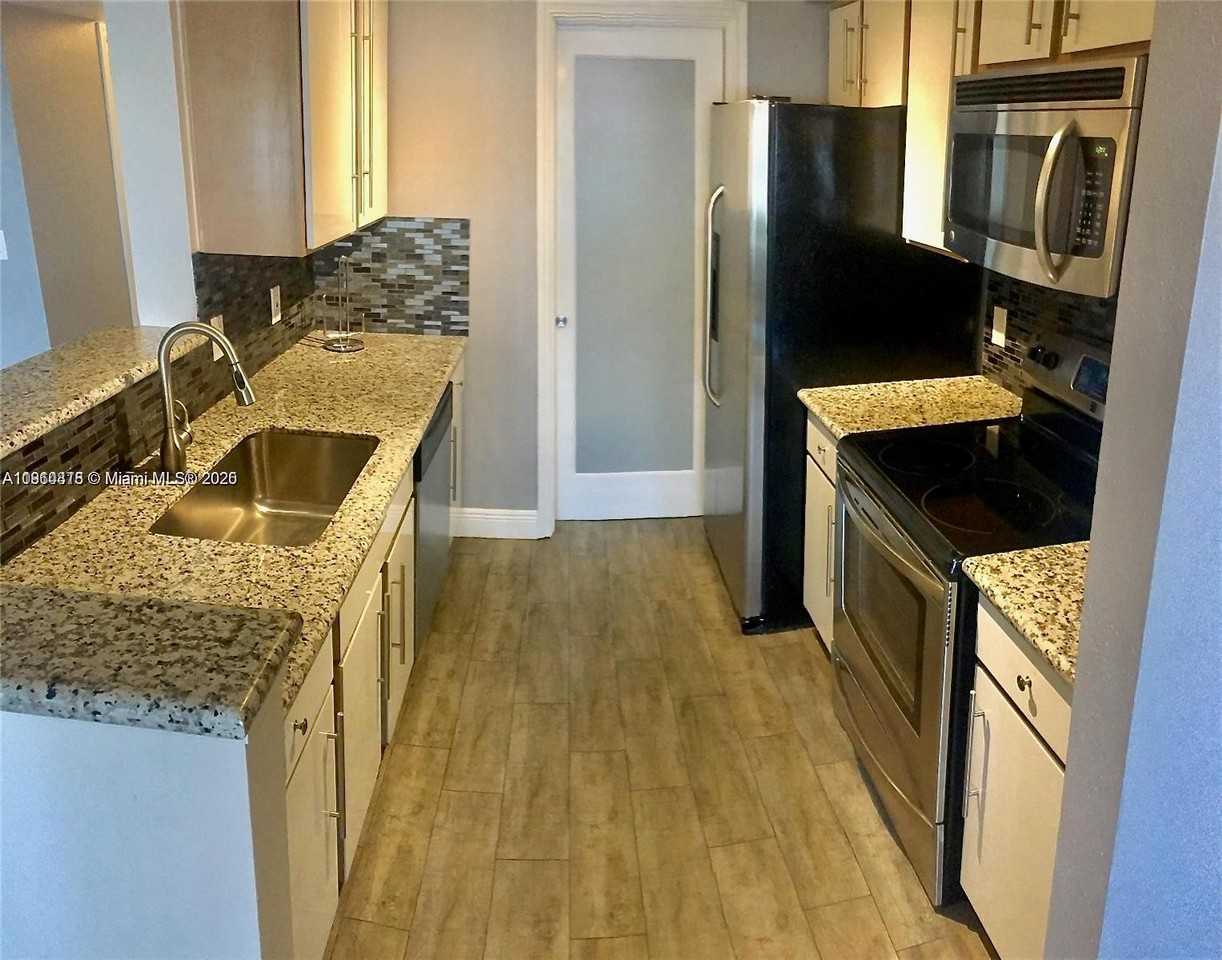 2445 Nw 33rd St #1404 - Photo 4 of 8