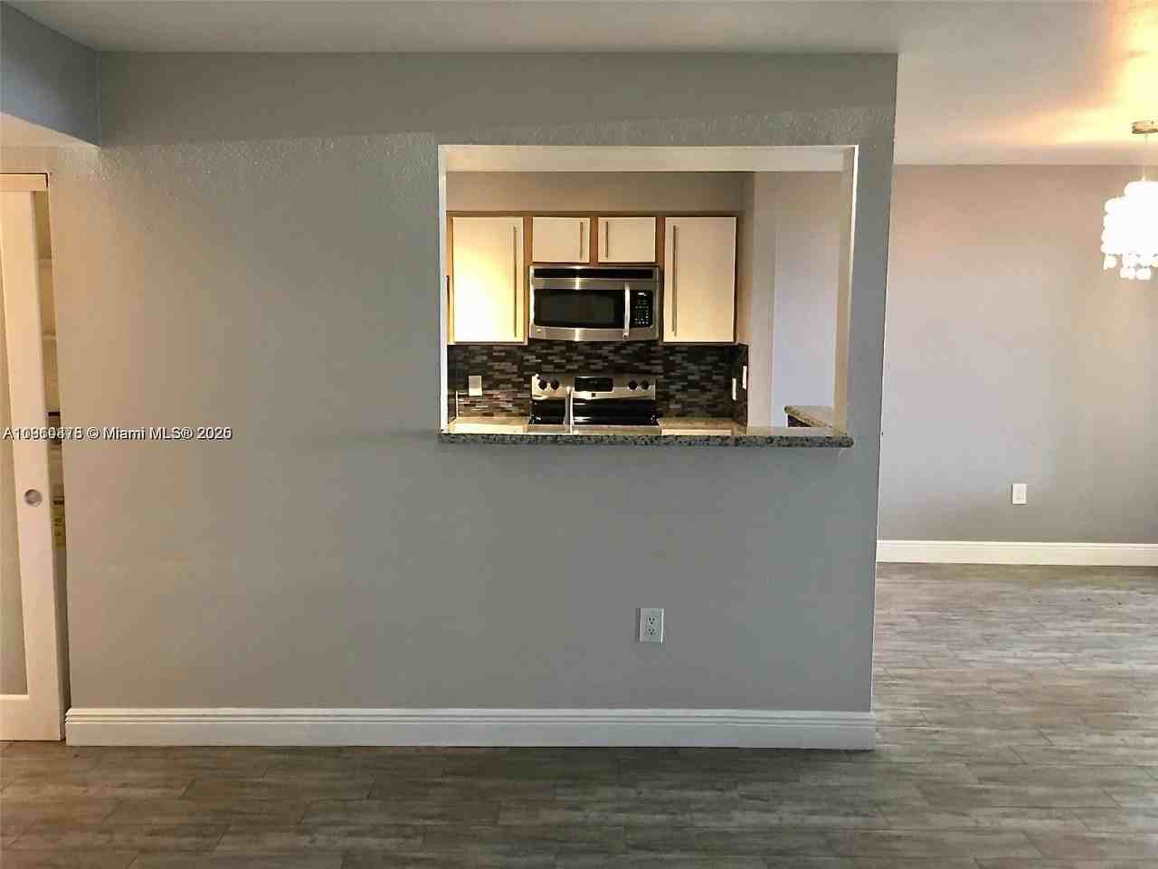 2445 Nw 33rd St #1404 - Photo 5 of 8