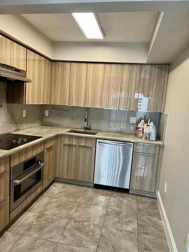 23rd Way S #341 - Photo 5 of 15