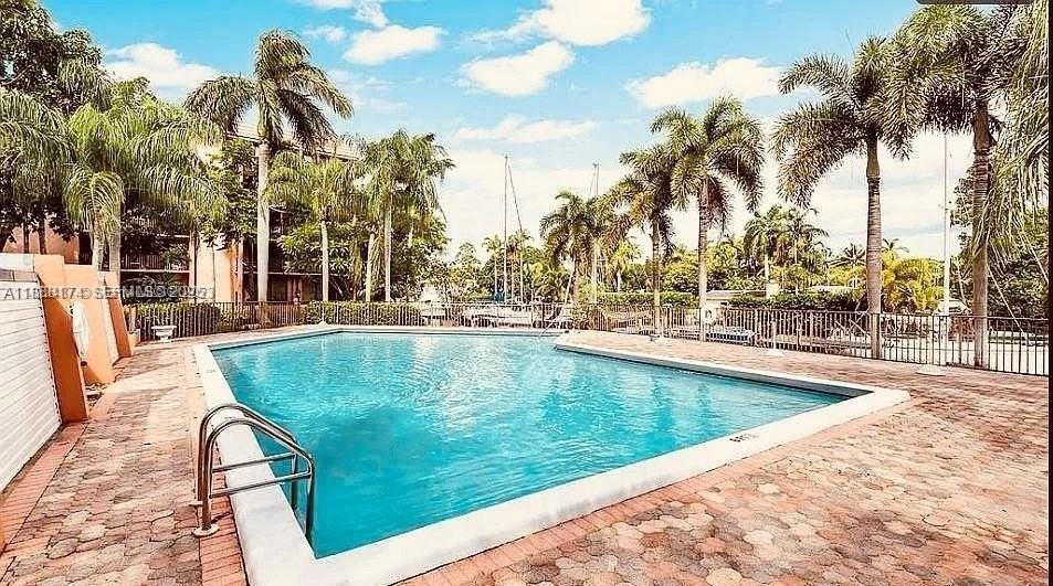 1201 River Reach Dr #212 - Photo 6 of 40