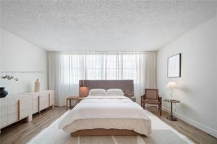 999 Brickell Bay Dr #1906 - Photo 1 of 1