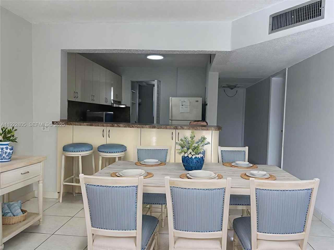 North Colony Circle #204 - Photo 2 of 15