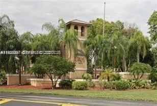 400 Palm Cir W #305 - Photo 1 of 1