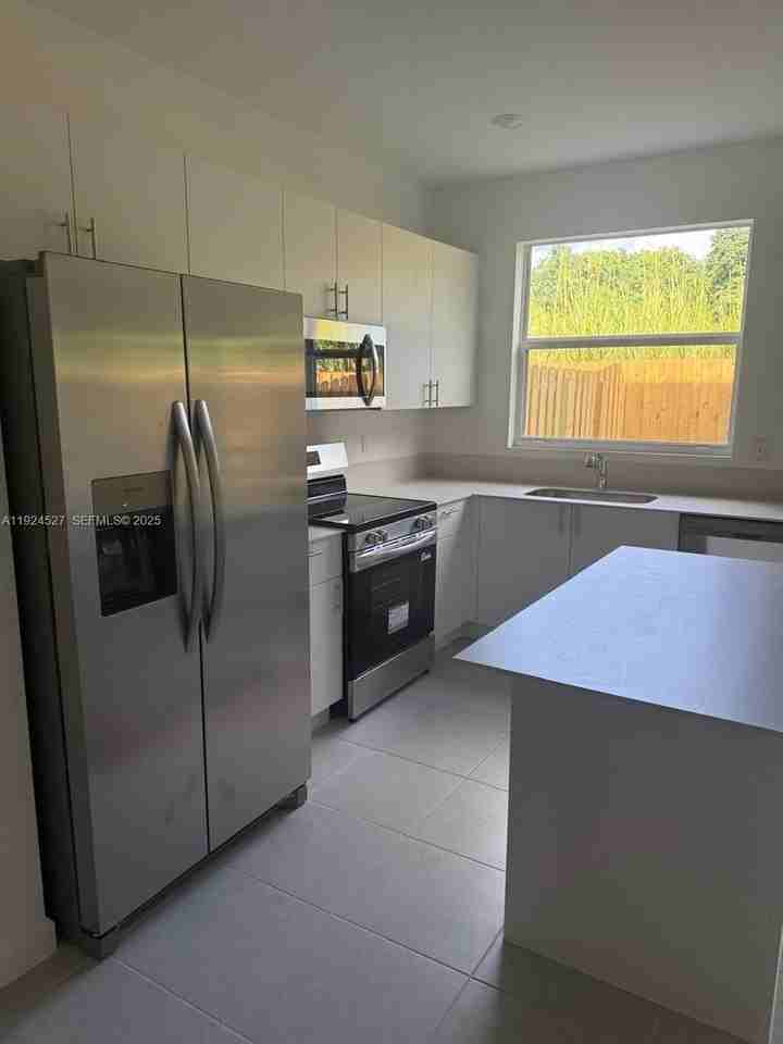 17809 Sw 356th Ter #0 - Photo 5 of 20