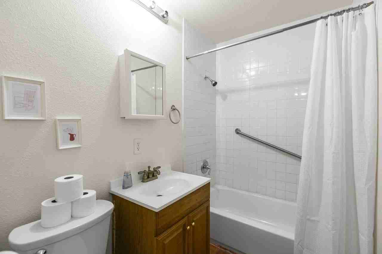 Byrnes Ave - Photo 5 of 11