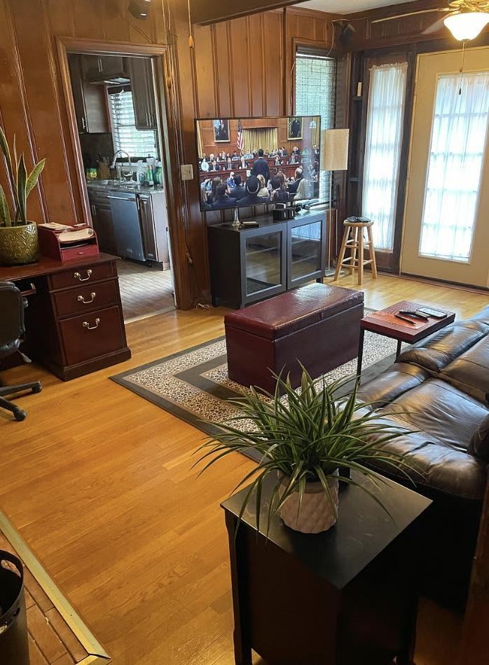 Fountain Drive Southwest - Photo 2 of 6