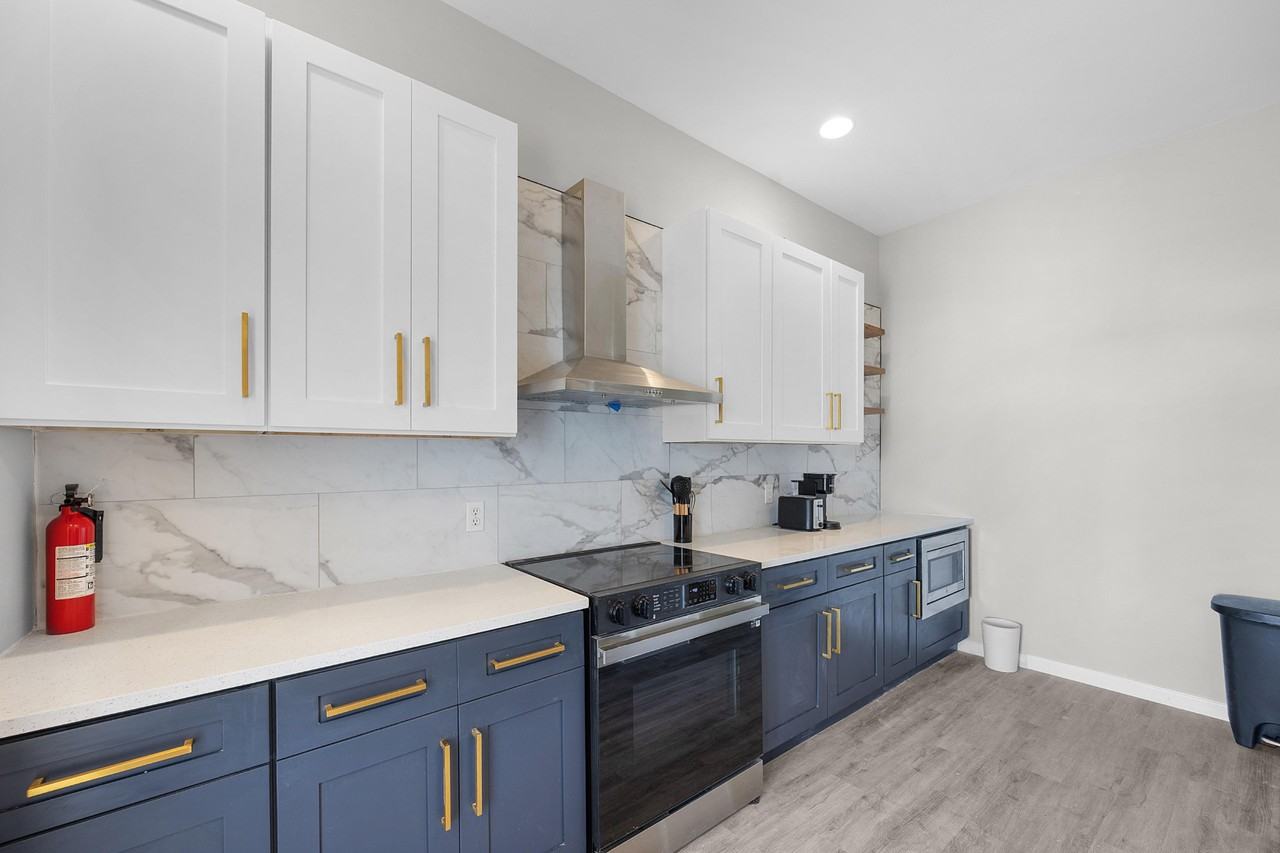 Northwest 15th Lane - Photo 2 of 44