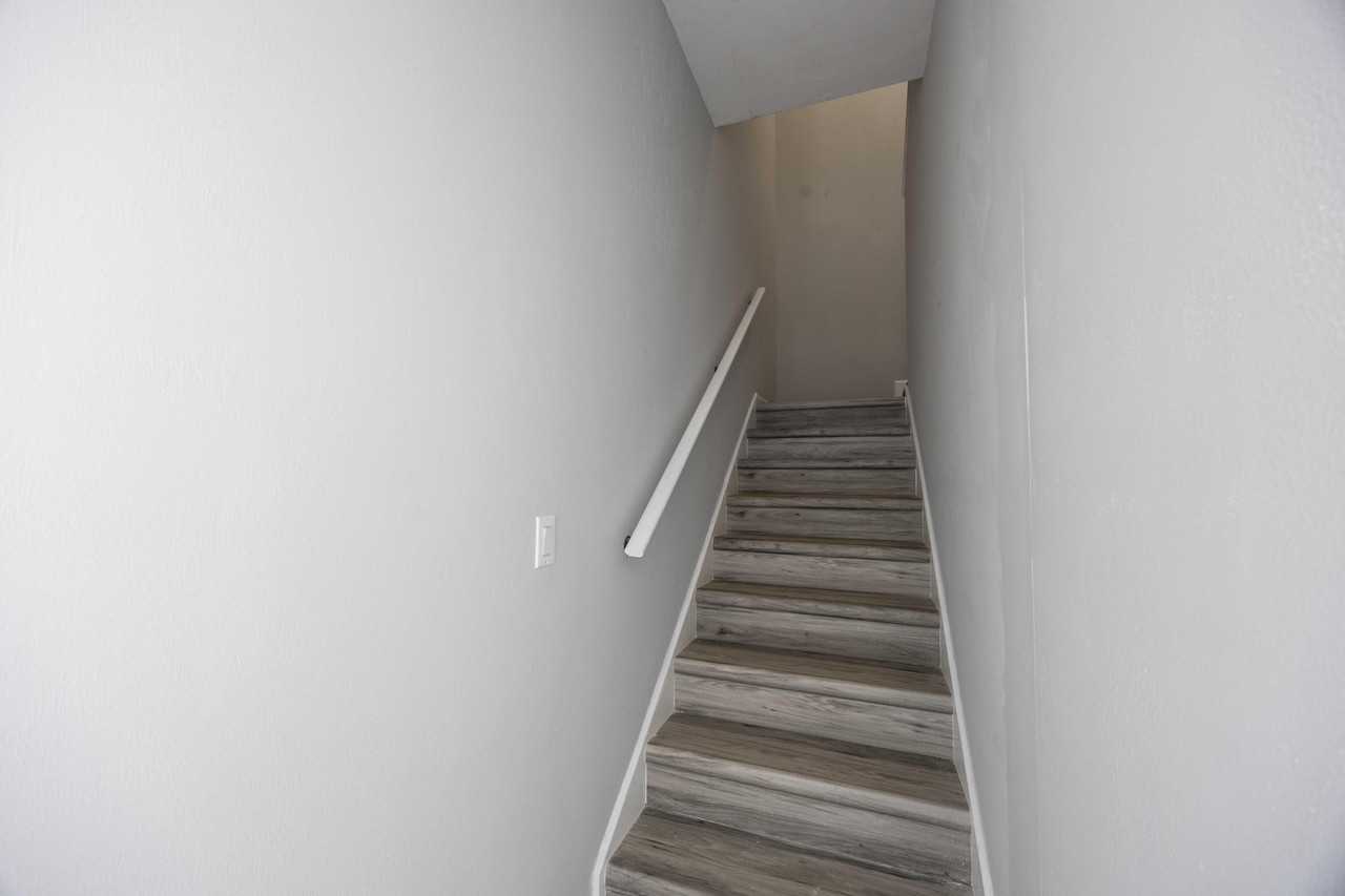 Northwest 15th Lane - Photo 5 of 44