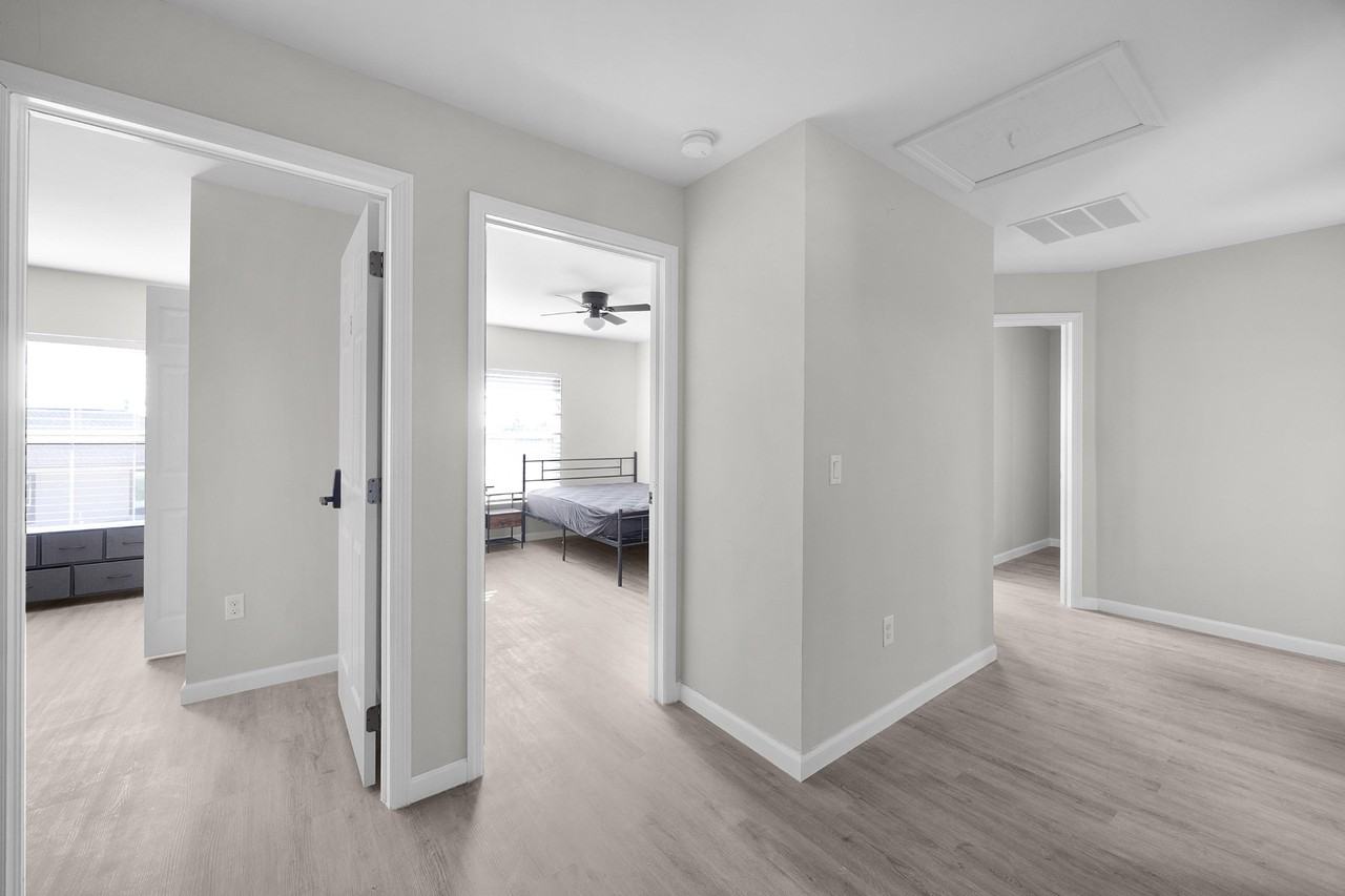 Northwest 15th Lane - Photo 6 of 44