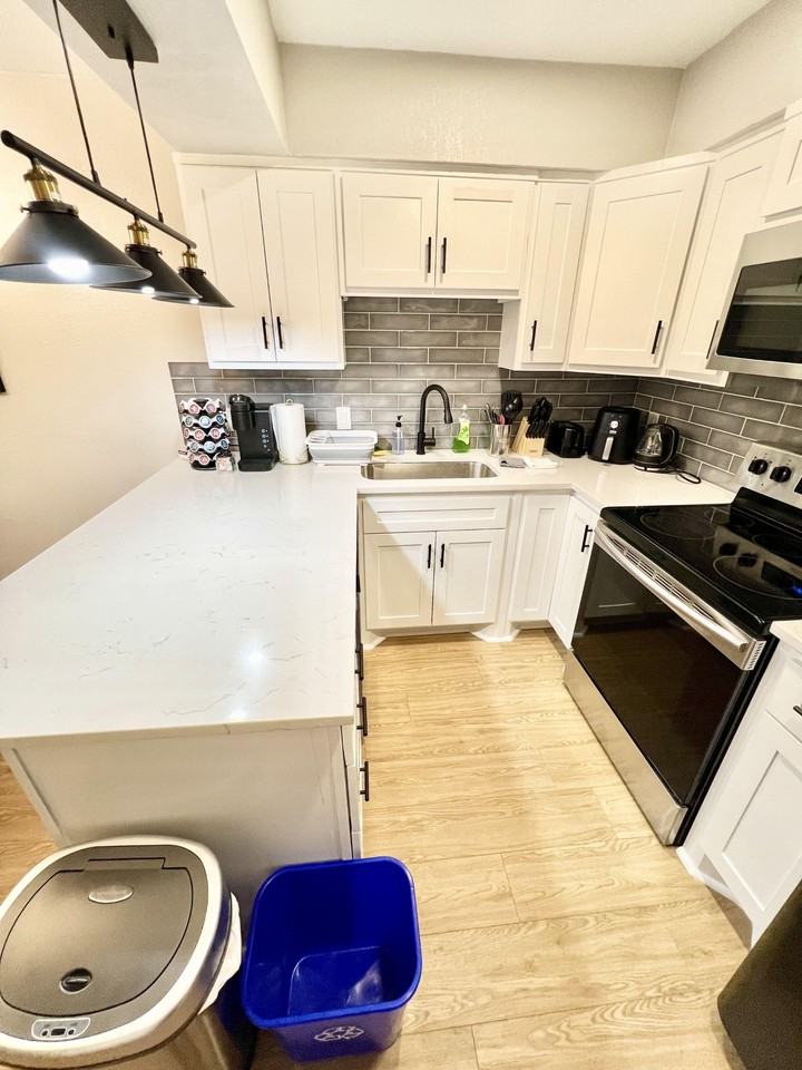 Yorkshire St - Photo 4 of 9