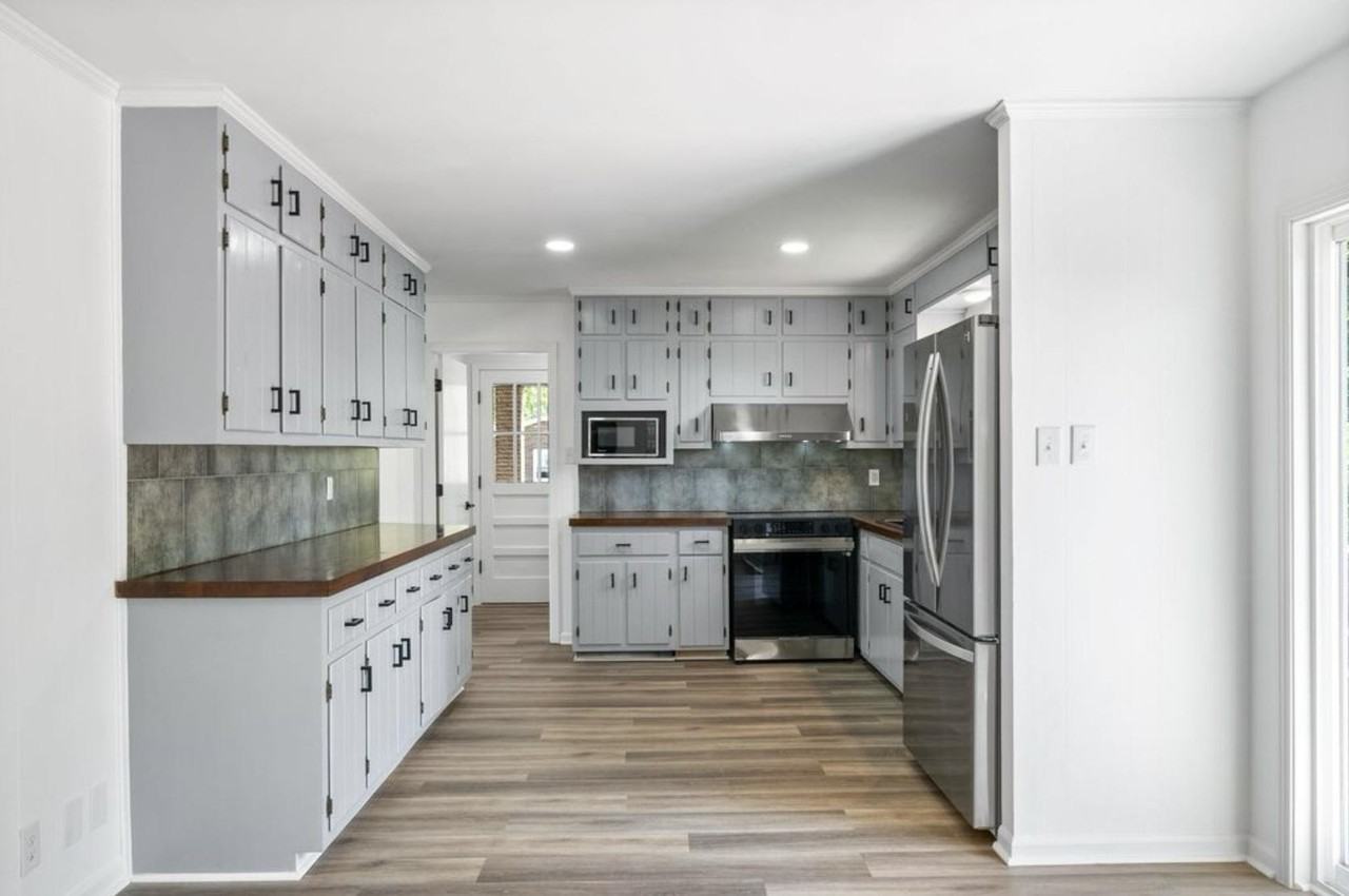 Walker Circle - Photo 2 of 16