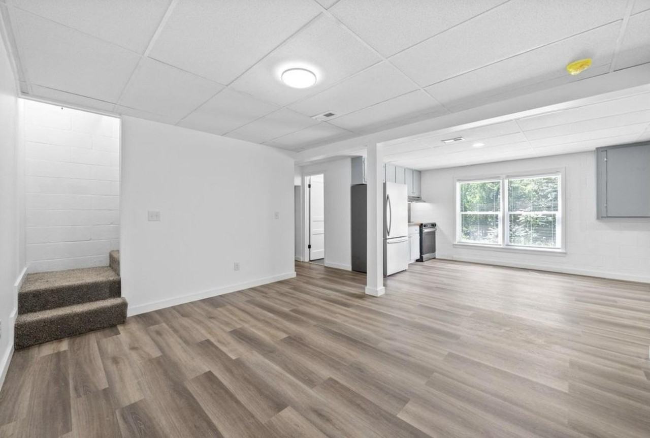 Walker Circle - Photo 3 of 16