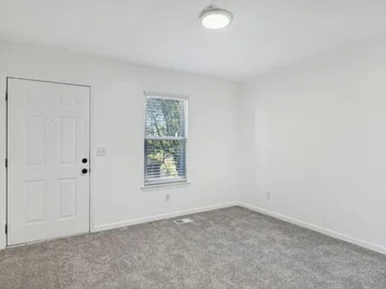Slayton Dr - Photo 6 of 6