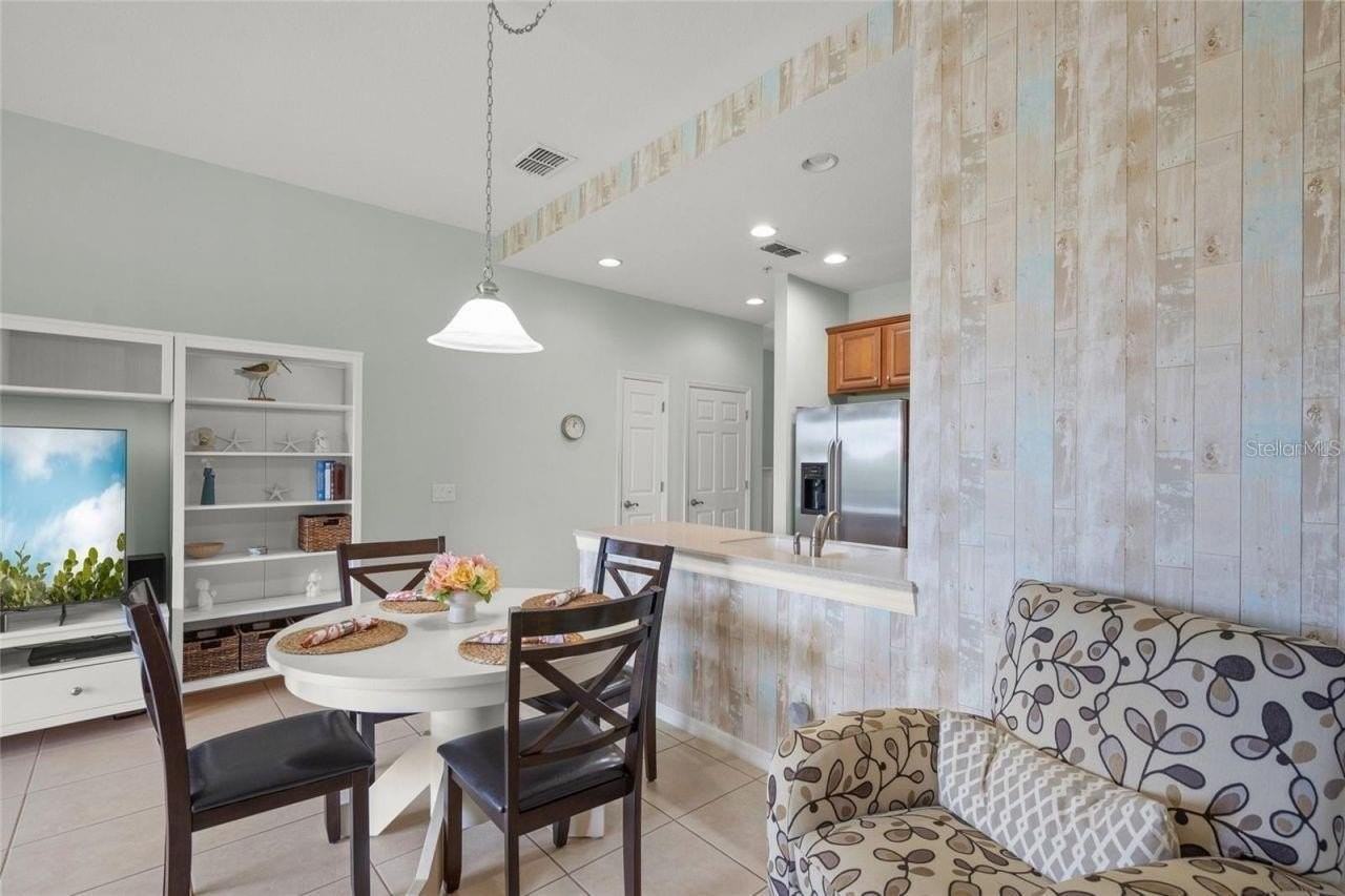 4204 Overture Cir #4204 - Photo 4 of 18