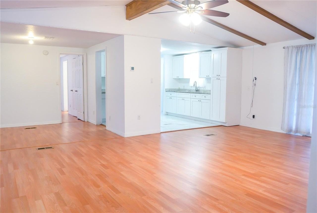 630 Carpenter Rd - Photo 5 of 23