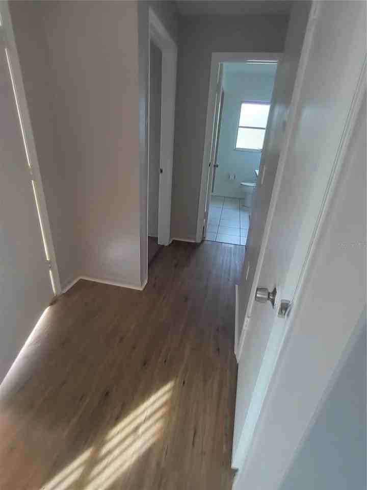 10585 N Spaulding Dr - Photo 7 of 18