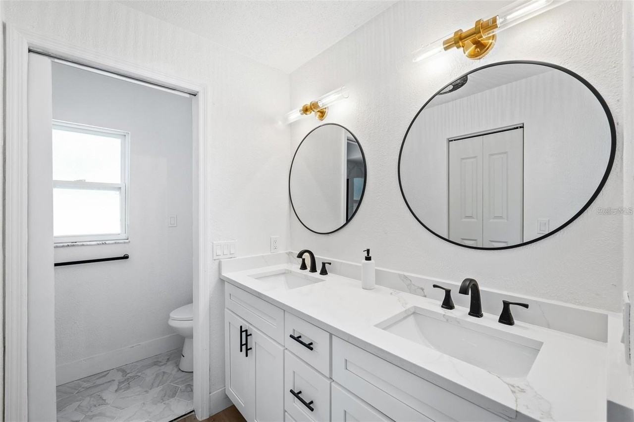 10997 117th St - Photo 6 of 8